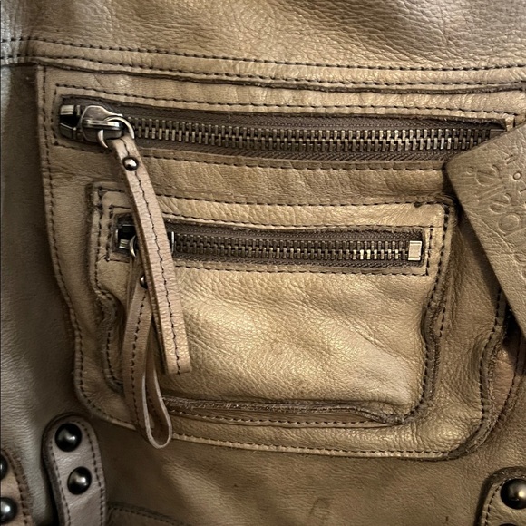 Linea Pelle Gray Shoulder Bag - Picture 3 of 8